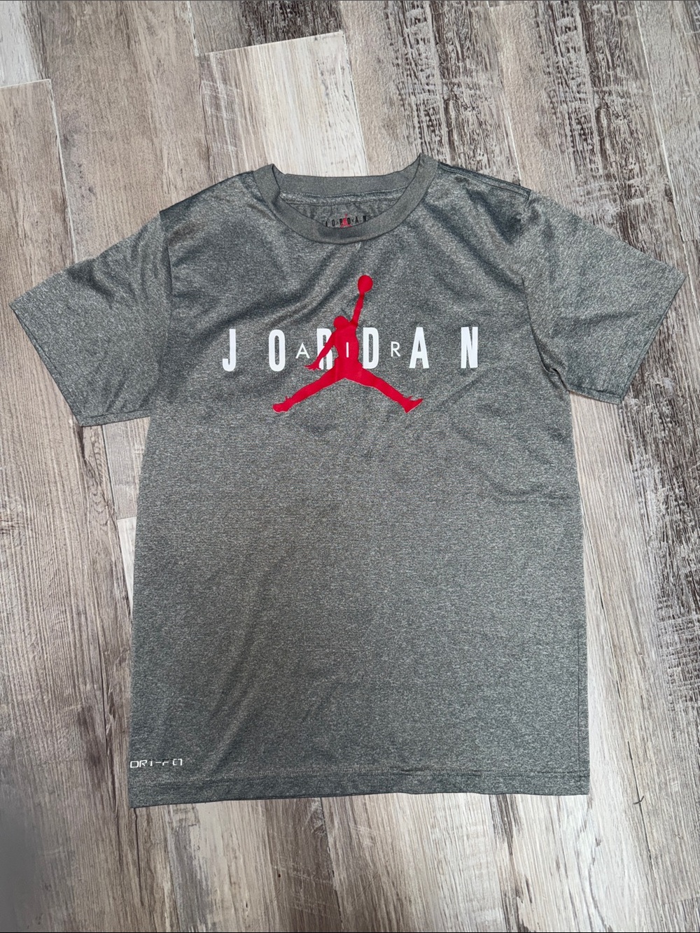 Nike Air Jordan Boys XL Athletic Tee with Red Jumpman